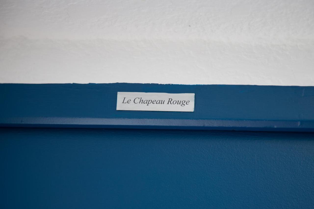 Le Chapeau Rouge Au Coeur Du Centre Historique Awinion Zewnętrze zdjęcie